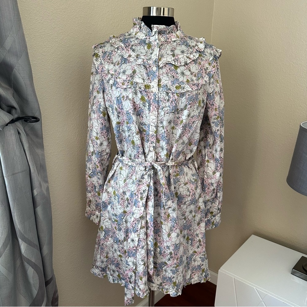 NWOT ModCloth Prairie Meadow Magic Floral Raffle hem 60’s Shirt Dress